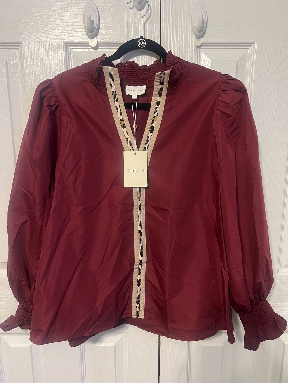 NWT entro Burgundy Long-Sleeve Blouse with Contrast Leopard Trim Size XL